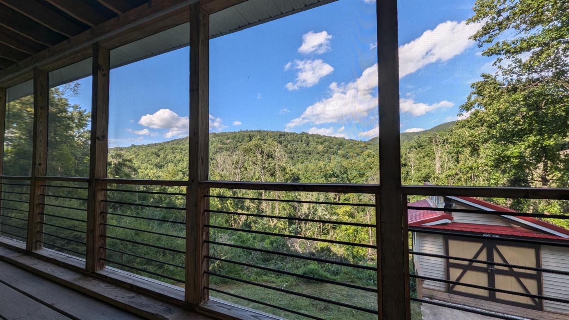 Red Roof Mountain Cabin With Starlink Internet! Stanley Εξωτερικό φωτογραφία