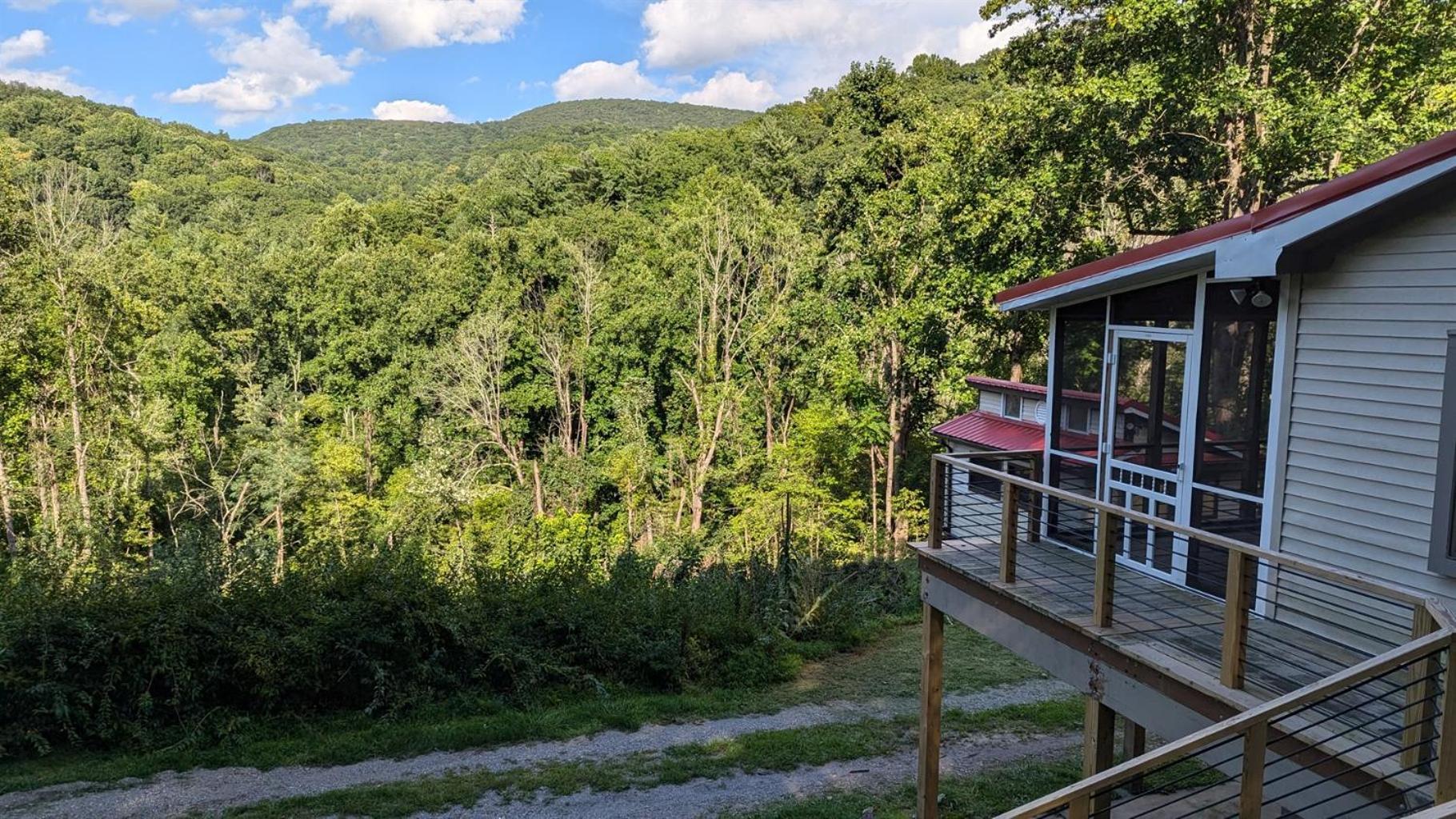 Red Roof Mountain Cabin With Starlink Internet! Stanley Εξωτερικό φωτογραφία